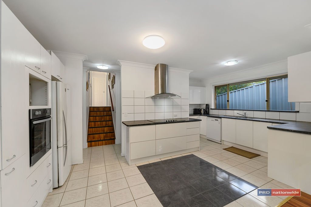 8 Bicknell Drive COFFS HARBOUR 6