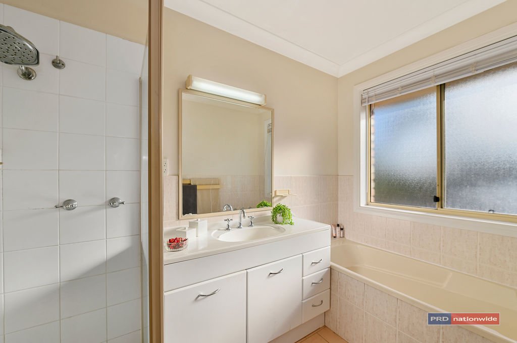 8 Bicknell Drive COFFS HARBOUR 17