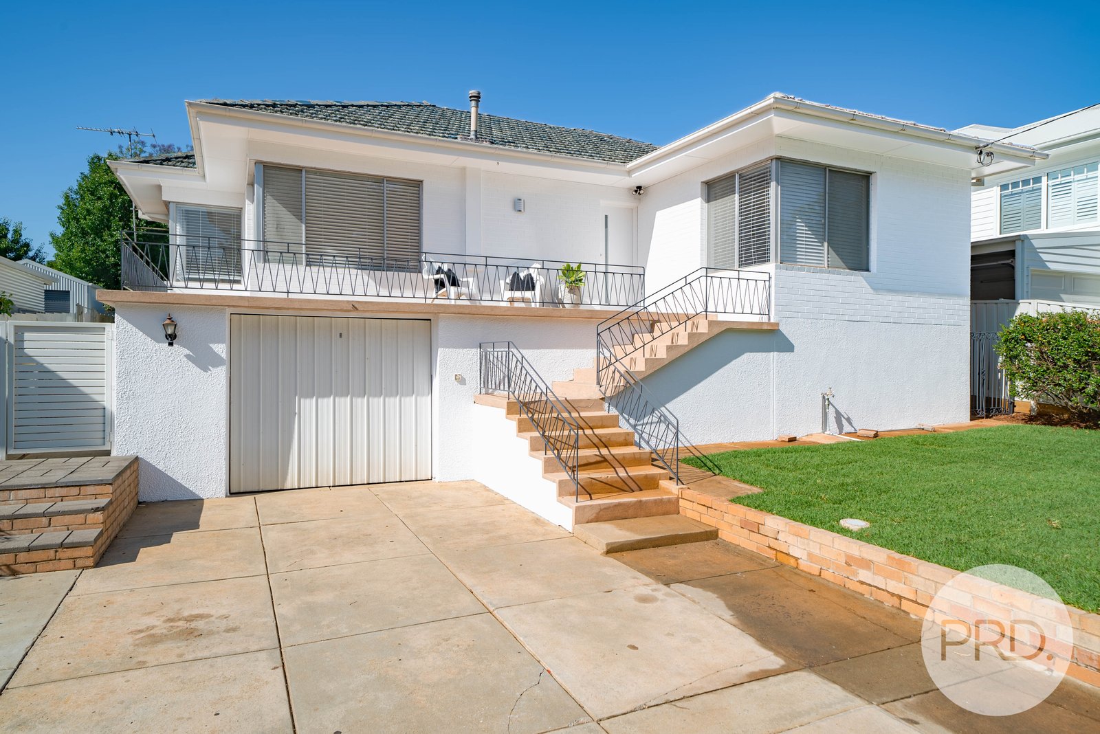 8 Blamey Street TURVEY PARK 2