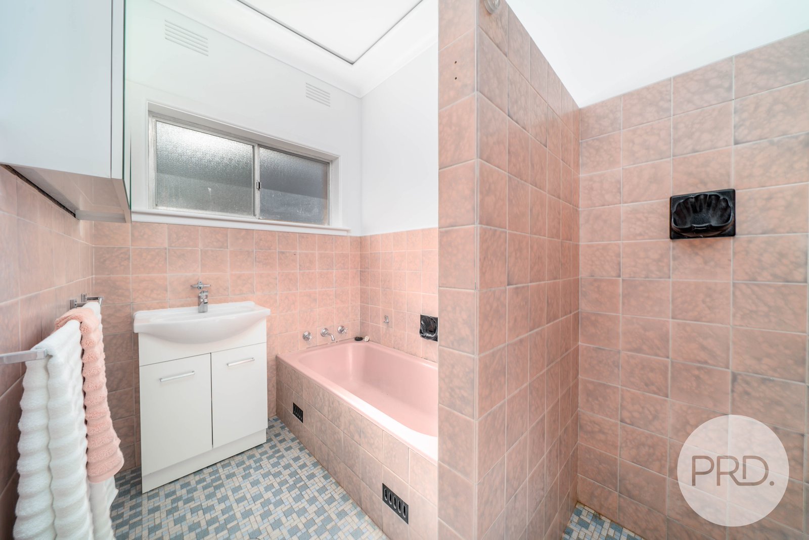 8 Blamey Street TURVEY PARK 8