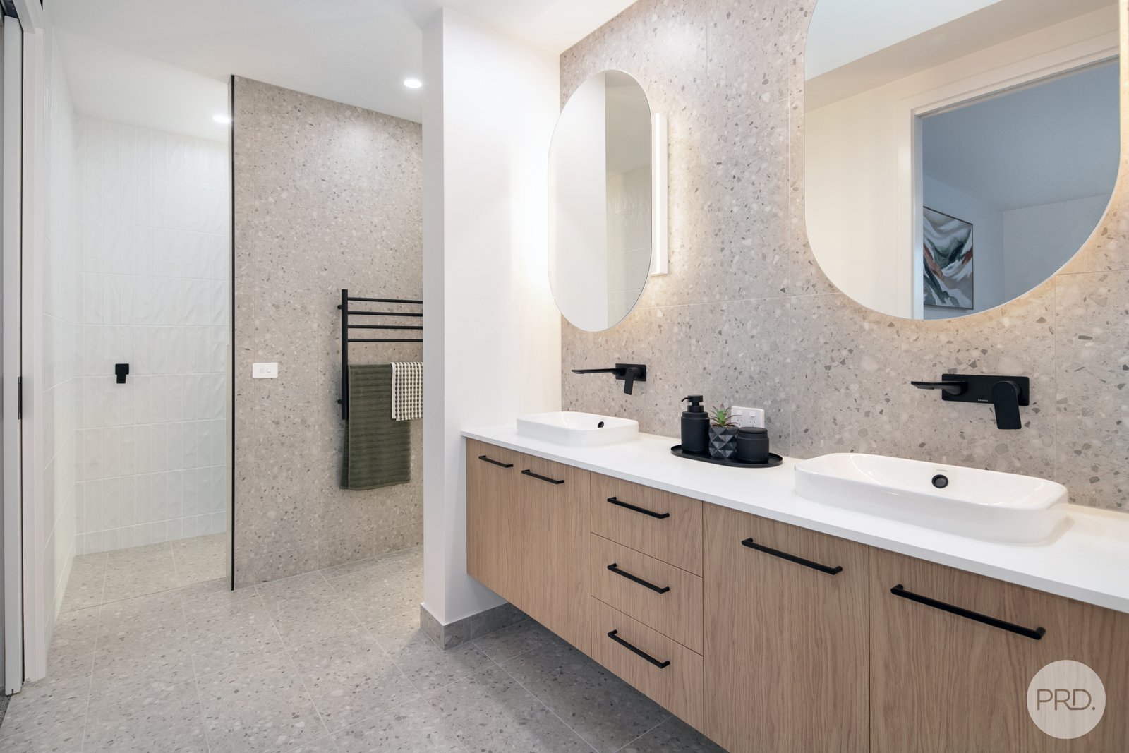 8 Blomeley Drive LUCAS 4