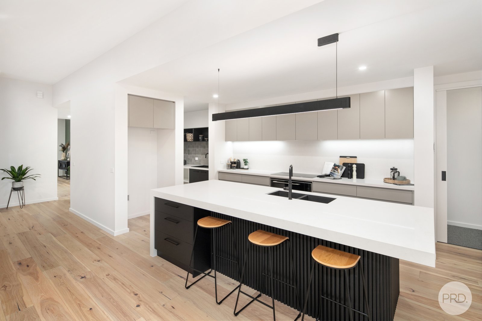 8 Blomeley Drive LUCAS 10