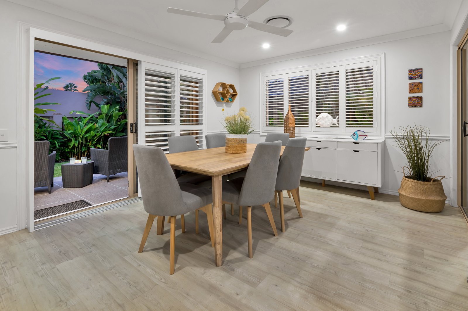 8 Bon Aire Court CLEAR ISLAND WATERS 7