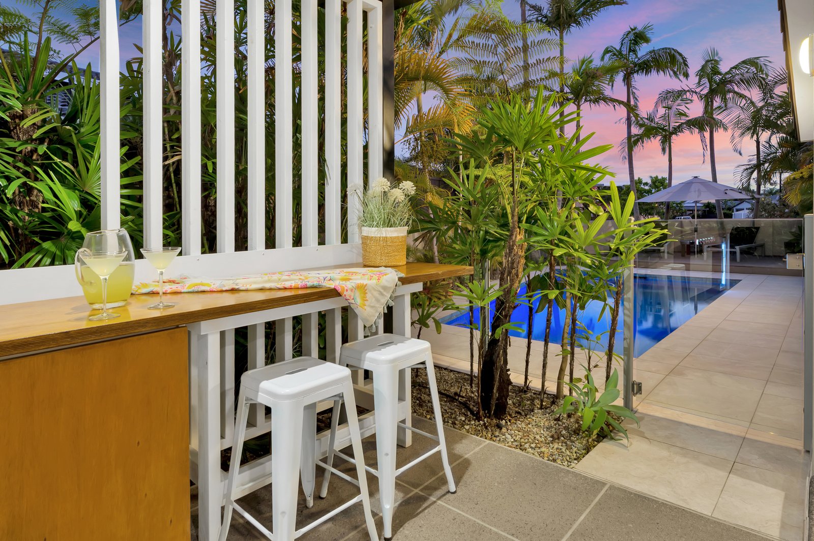 8 Bon Aire Court CLEAR ISLAND WATERS 11