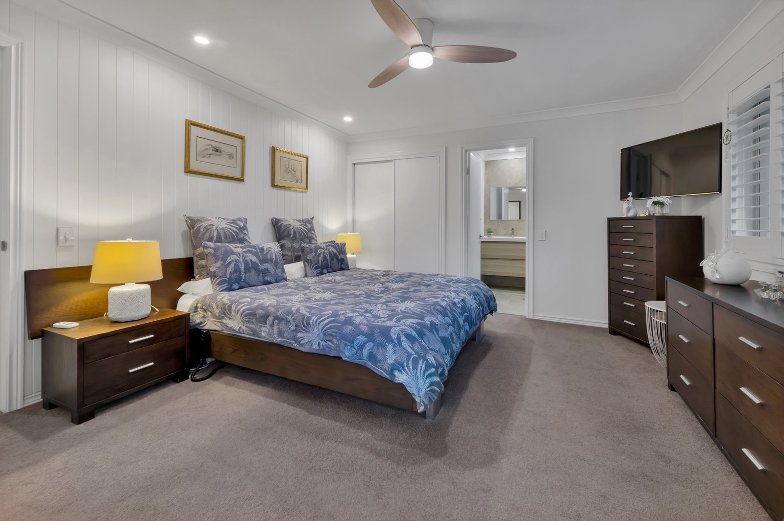 8 Bon Aire Court CLEAR ISLAND WATERS 13