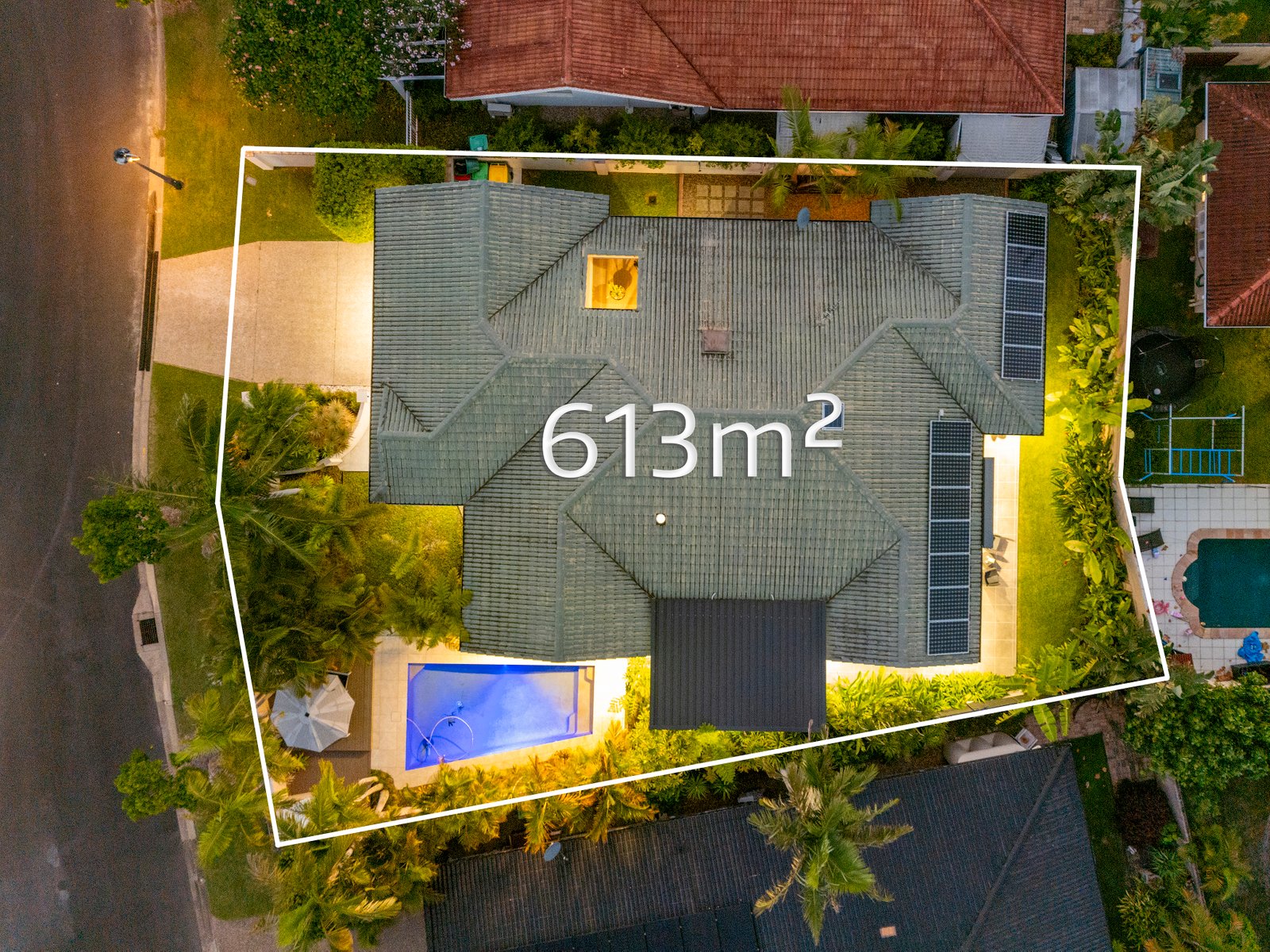 8 Bon Aire Court CLEAR ISLAND WATERS 22