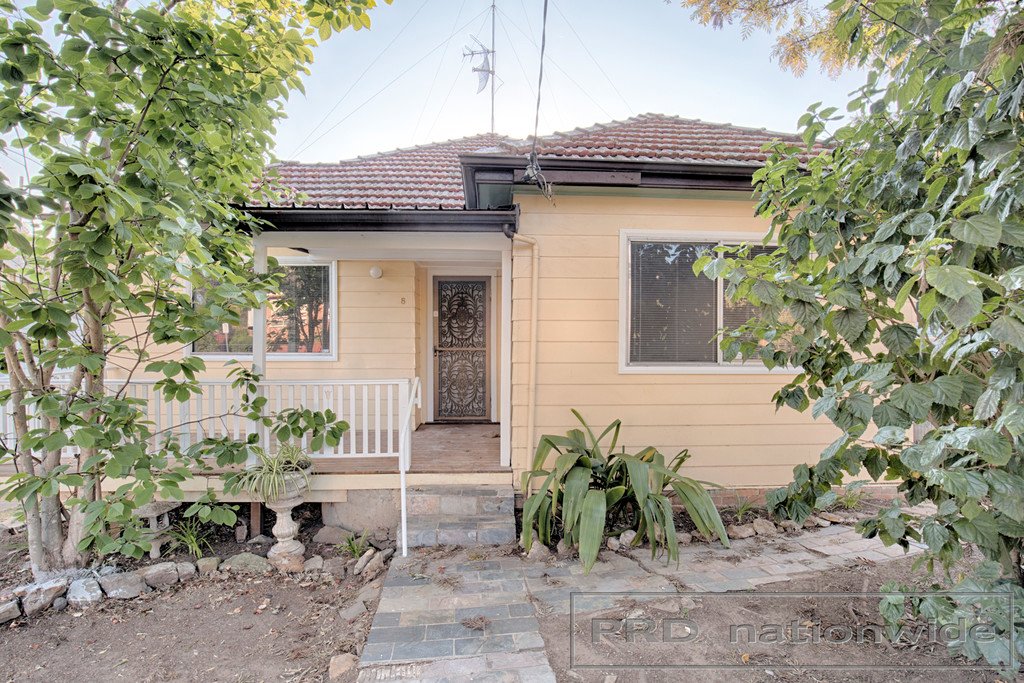 8 Bonar Street MAITLAND 18