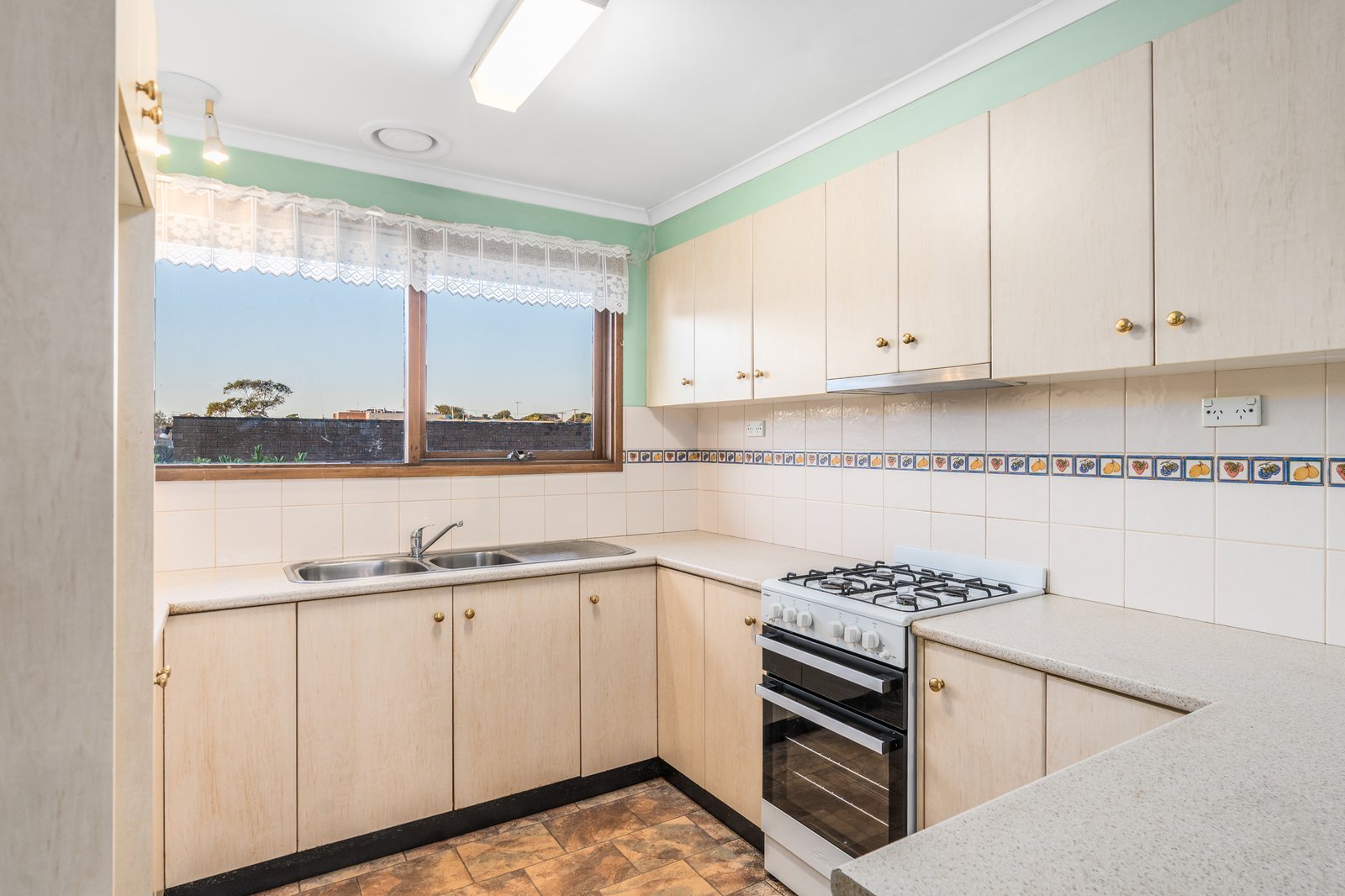 Gallery: 8 Boolarong Drive