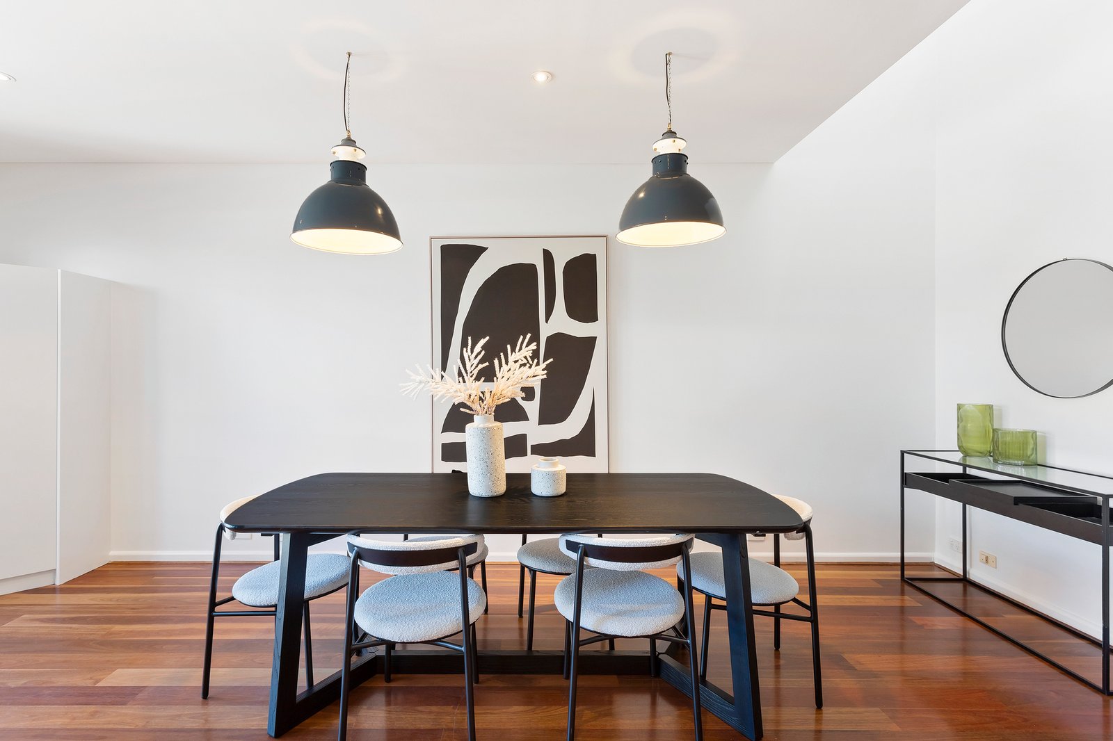 Real Estate and Property in 8 Bowen Street, Balaclava, VIC