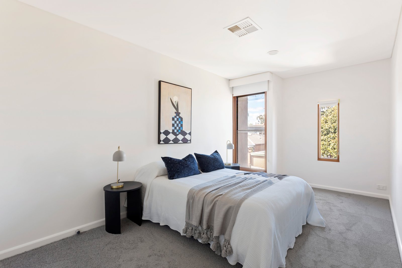 Real Estate and Property in 8 Bowen Street, Balaclava, VIC