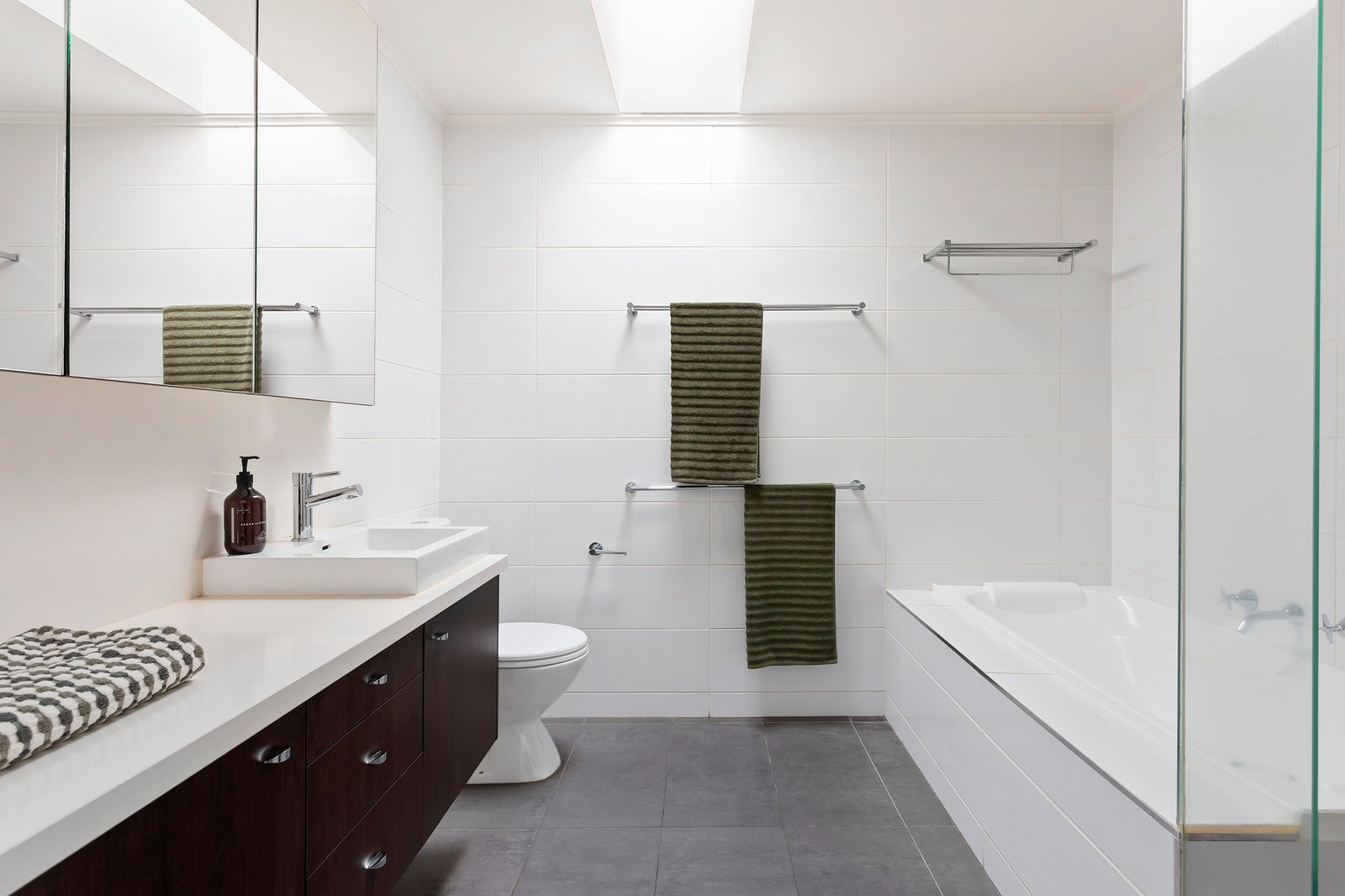 Real Estate and Property in 8 Bowen Street, Balaclava, VIC