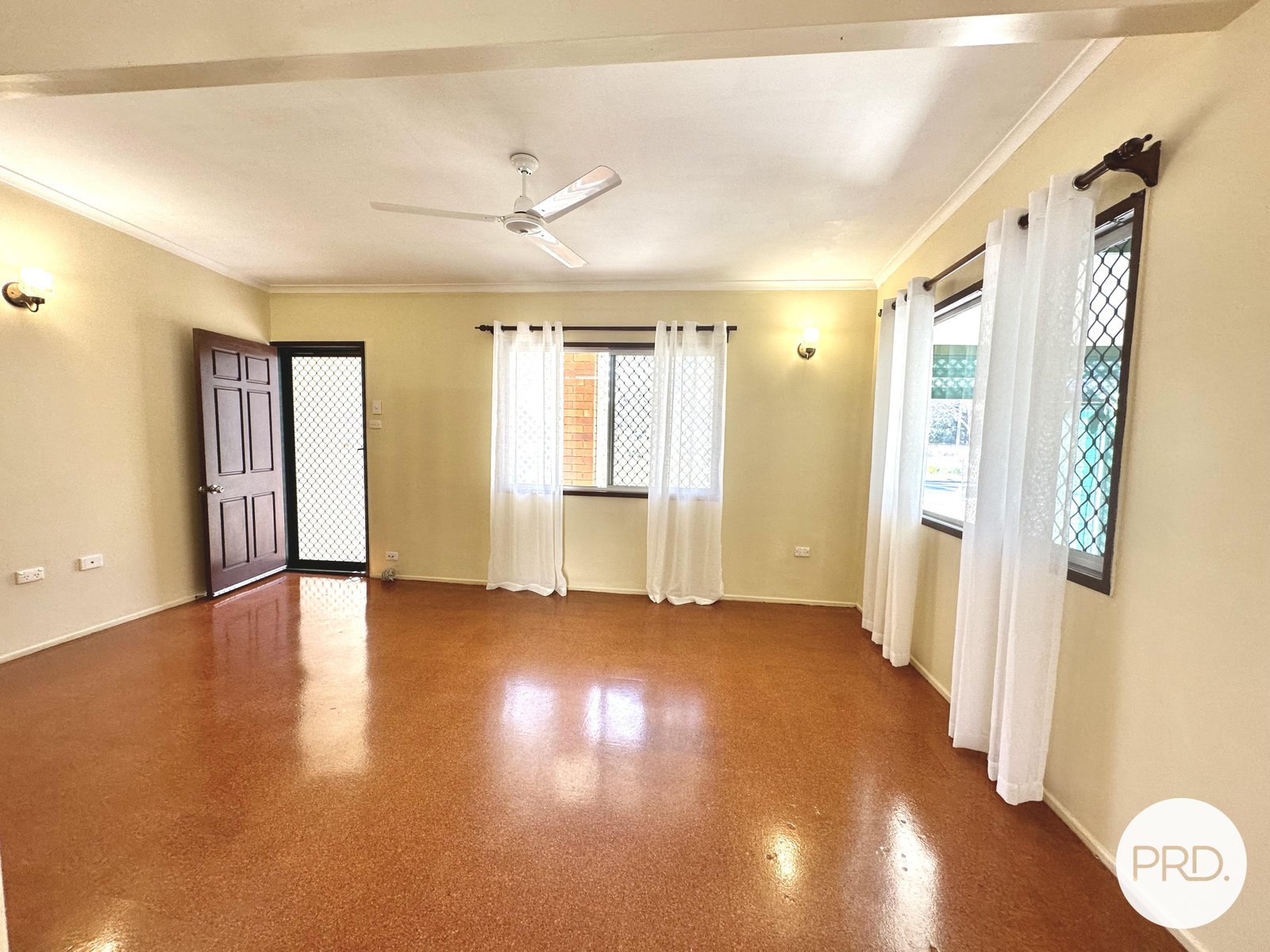 8 Bradford Road TELINA 4