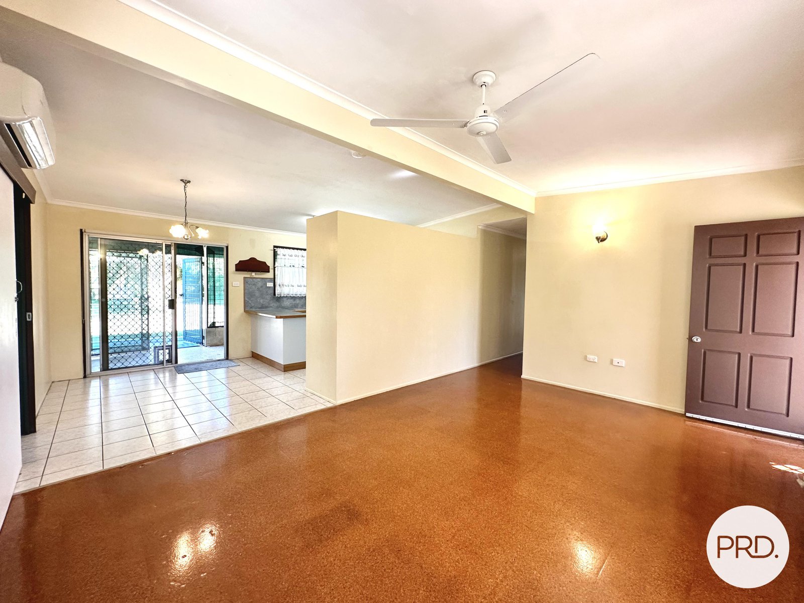 8 Bradford Road TELINA 8