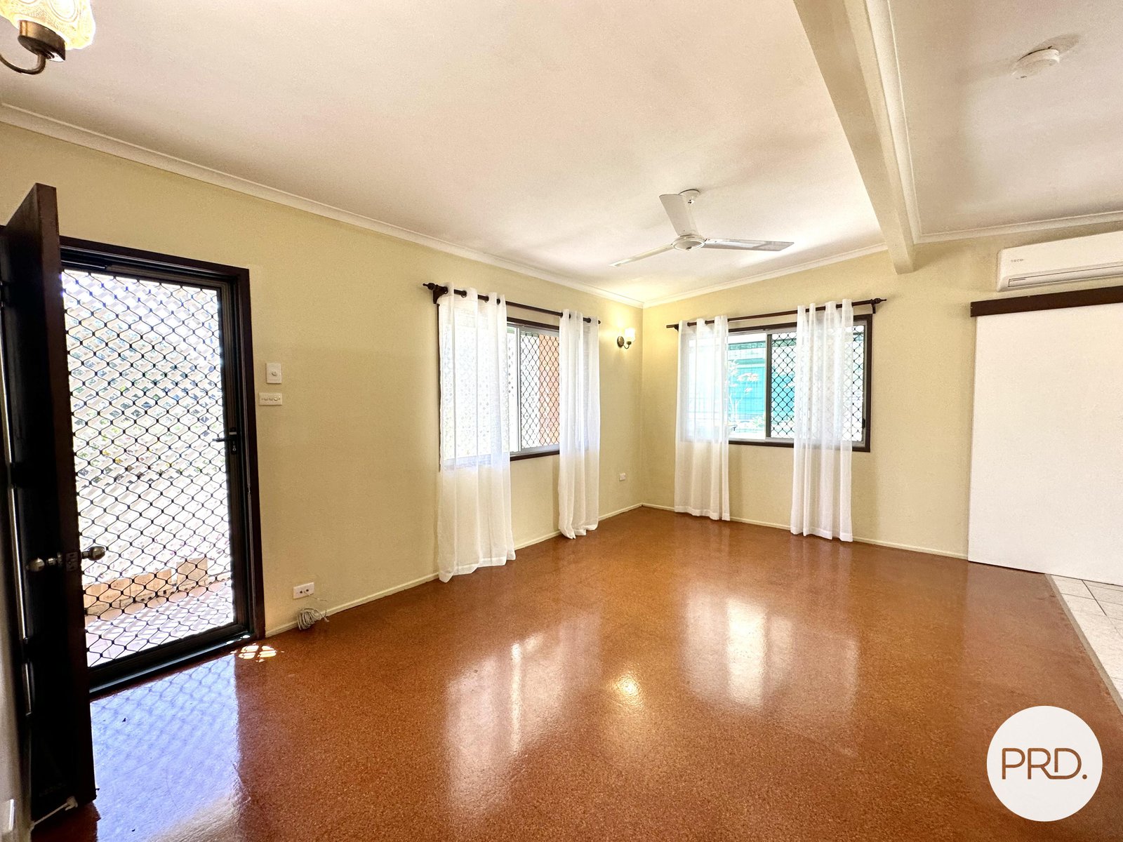 8 Bradford Road TELINA 9