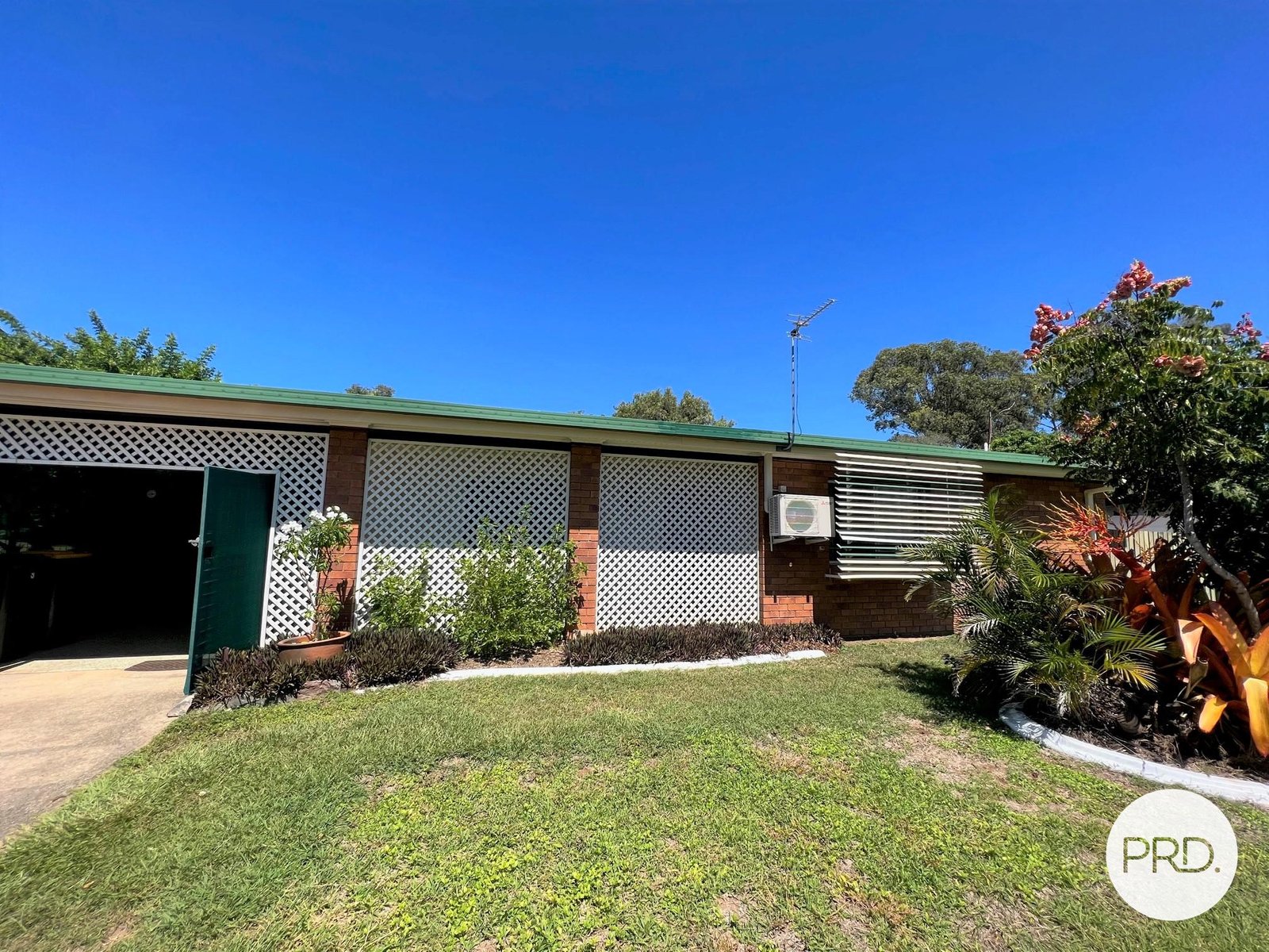 8 Bradford Road TELINA 16