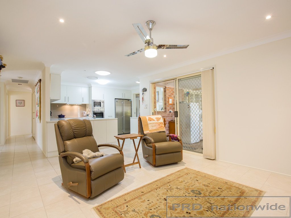 8 Brampton Close ASHTONFIELD 9