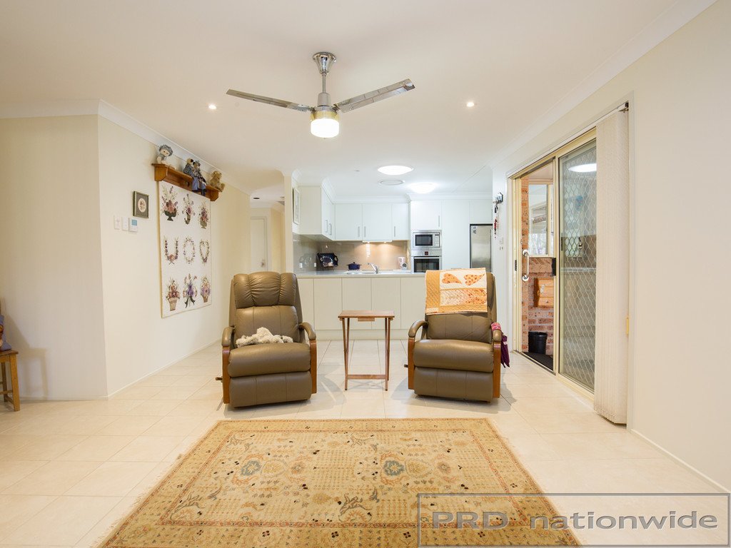 8 Brampton Close ASHTONFIELD 10