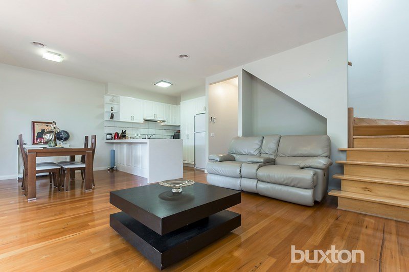 Gallery: 8 Bridgeview Street