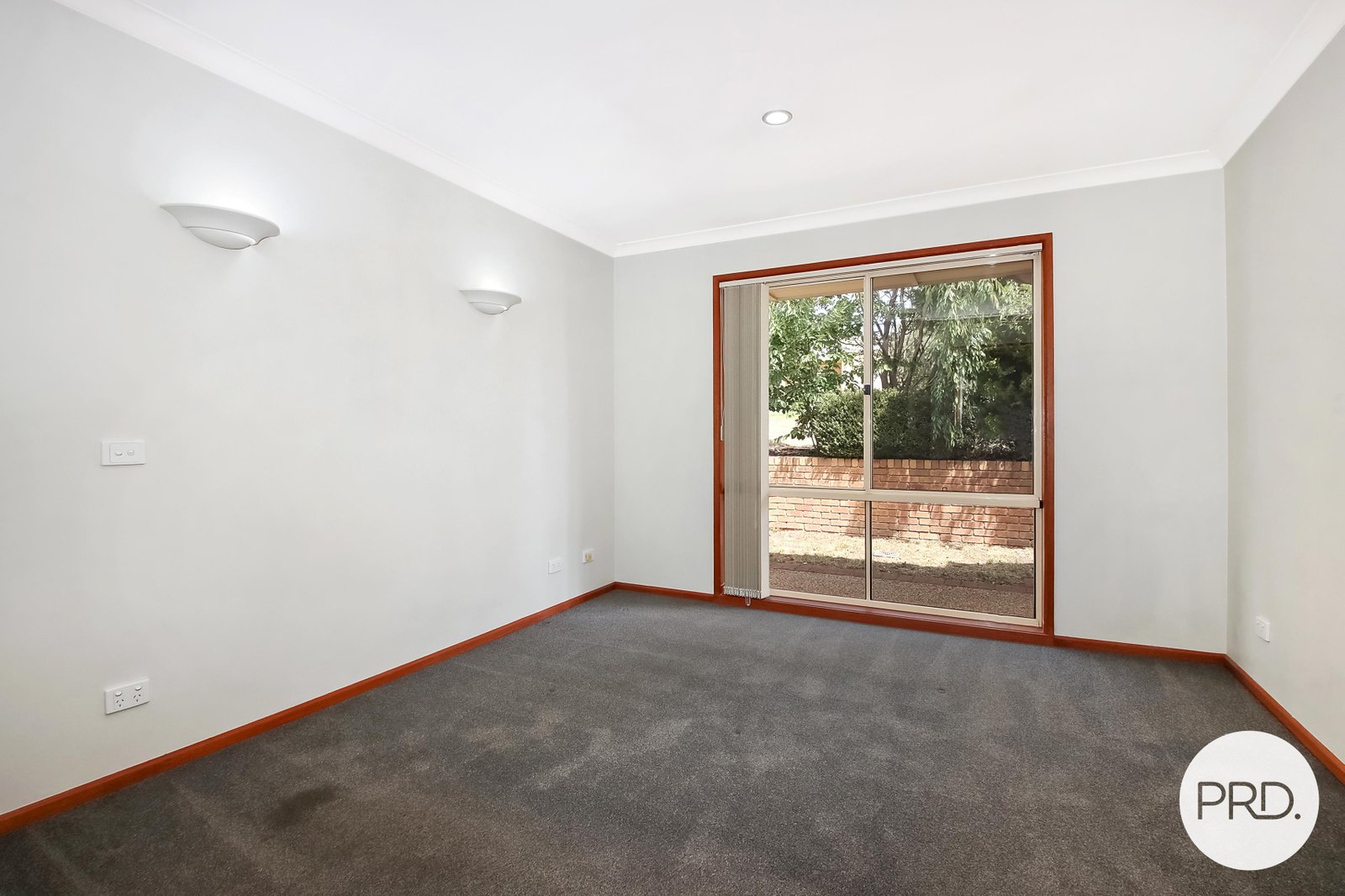 8 Briese Court THURGOONA 5