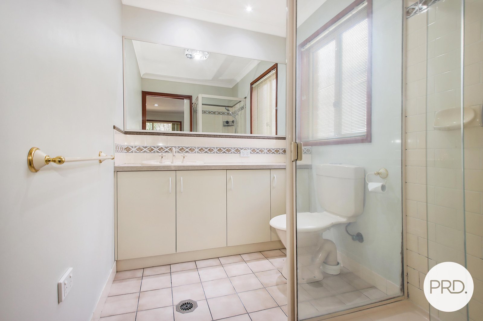 8 Briese Court THURGOONA 6