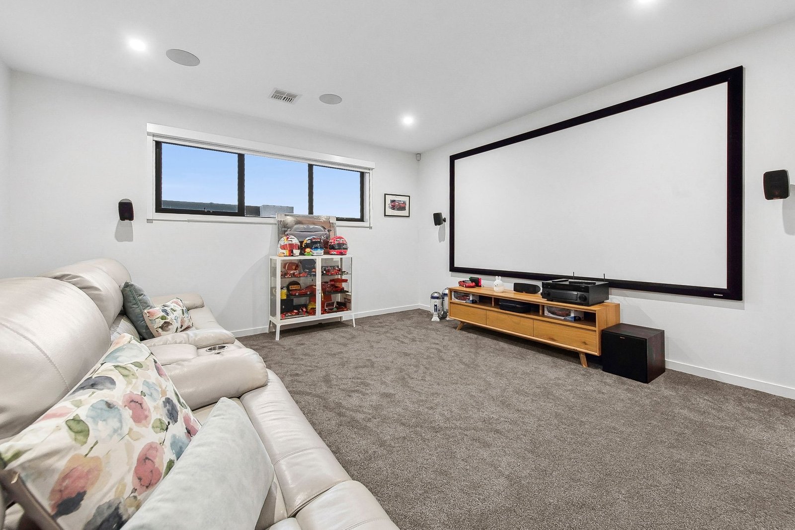 8 Brindabella Point, Safety Beach, 3936