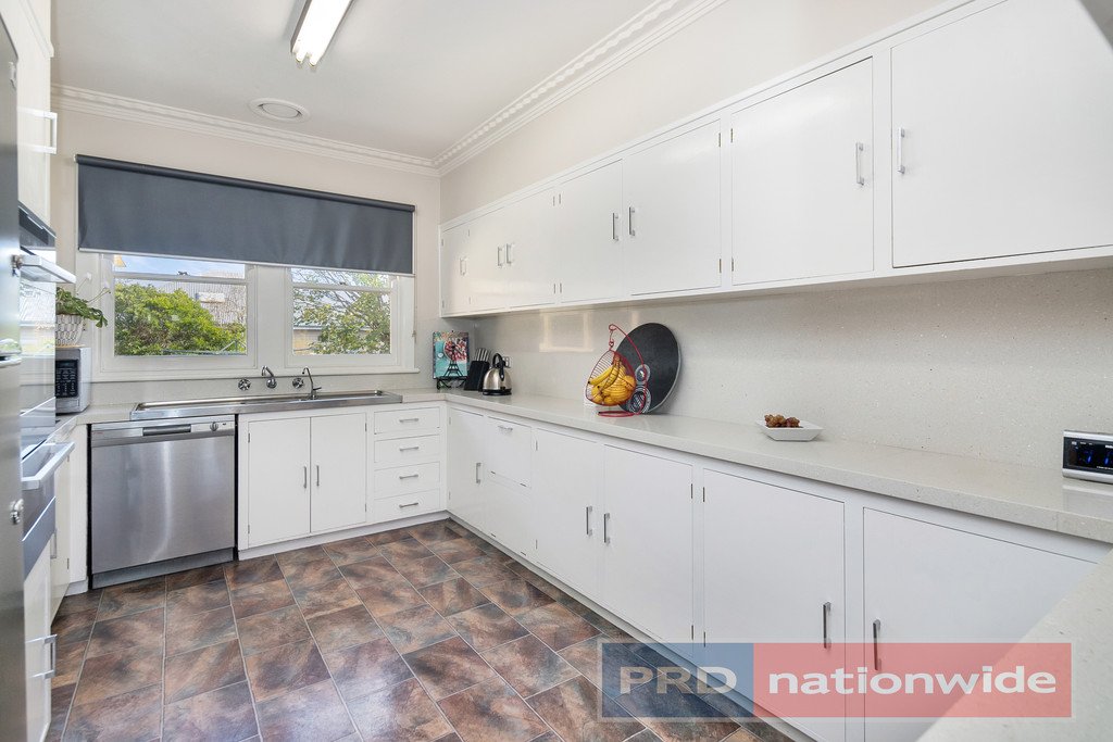 8 Brittain Street MOUNT PLEASANT 4
