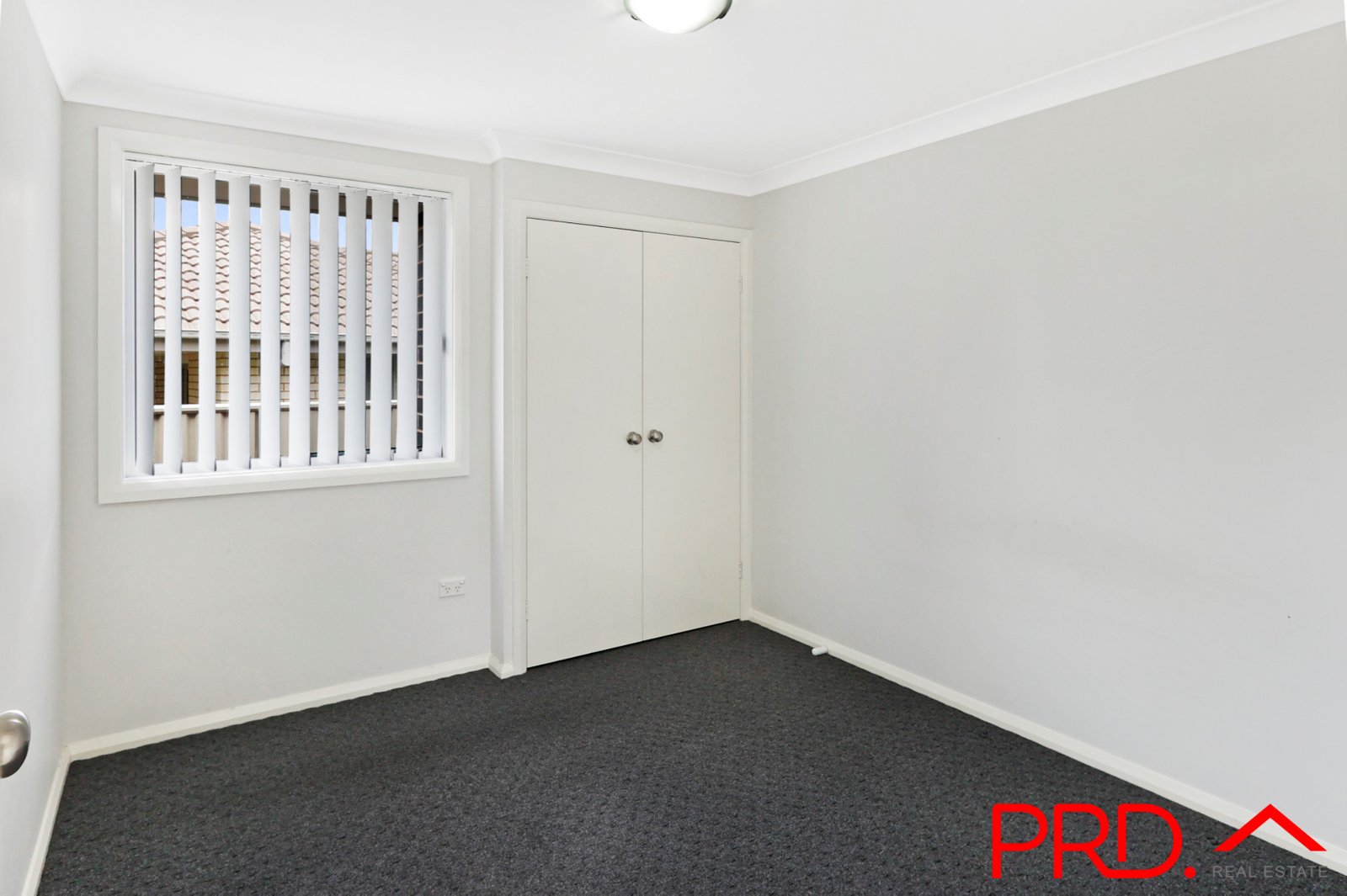 8 Brushbox Grove TAMWORTH 7