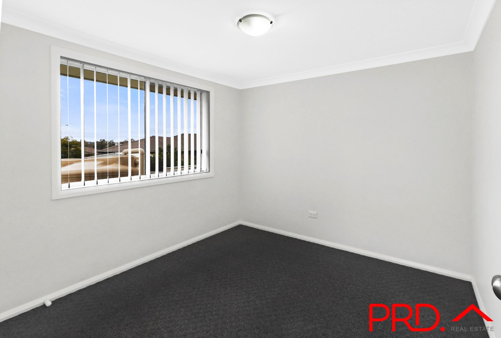 8 Brushbox Grove TAMWORTH 10