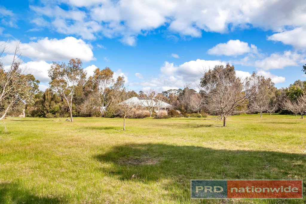 8 Bryant Court BALLAN 7