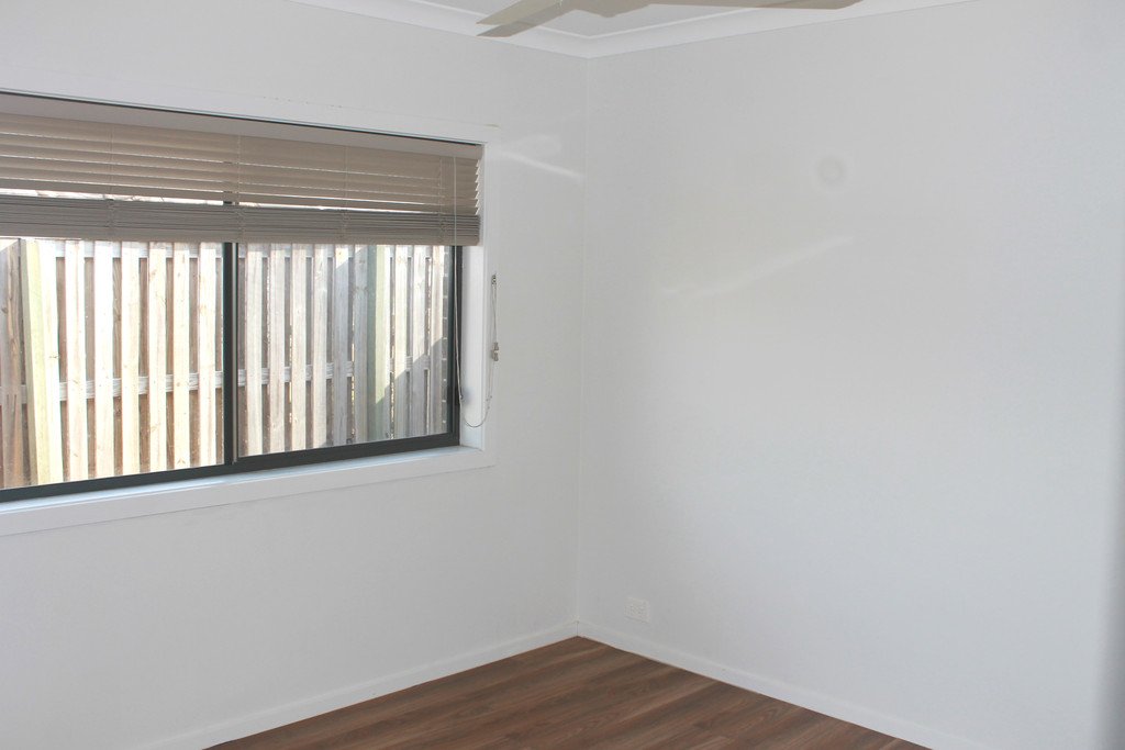 8 Buchanen Street BOYNE ISLAND 13