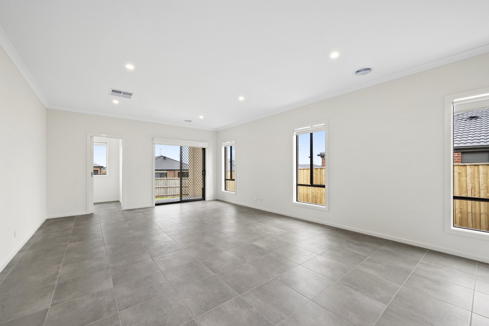 Gallery: 8 Buick Road