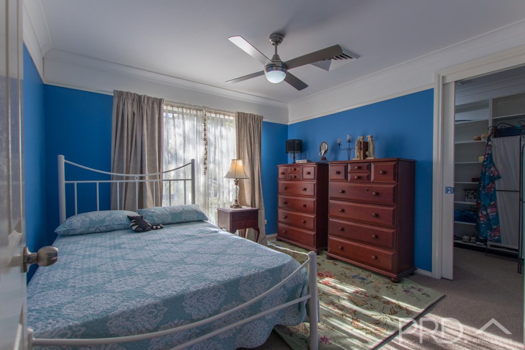 8 Bundara Crescent TUMUT 9