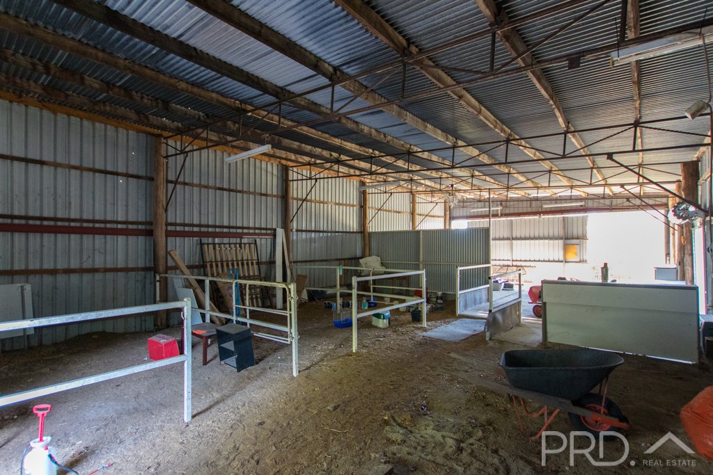 8 Bundara Crescent TUMUT 22