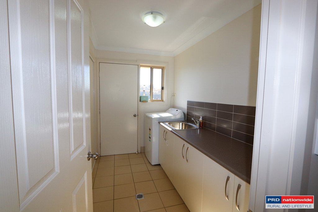 8 Burgun Drive TUMBARUMBA 15