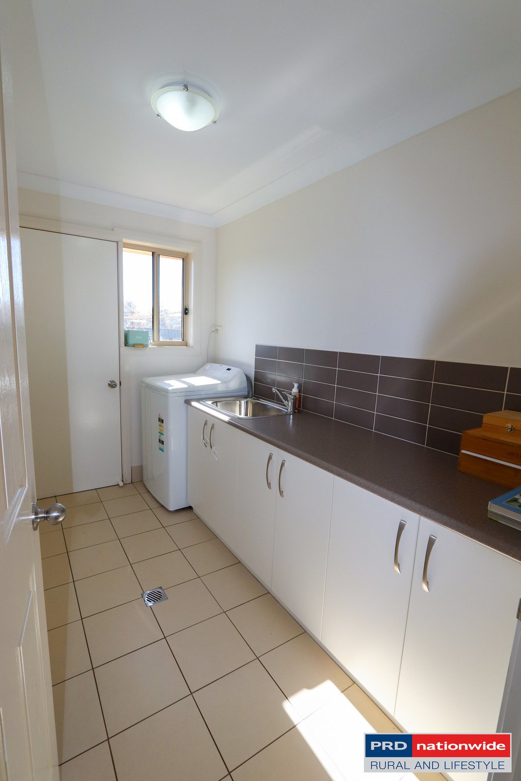 8 Burgun Drive TUMBARUMBA 16