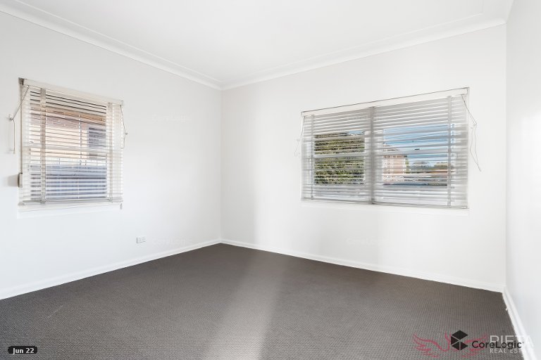 8 Burrimul Street KINGSGROVE 7