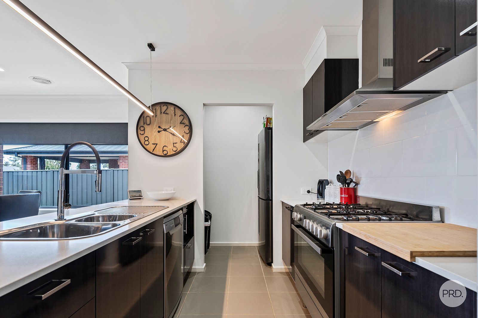 8 Buxton Street JACKASS FLAT 4