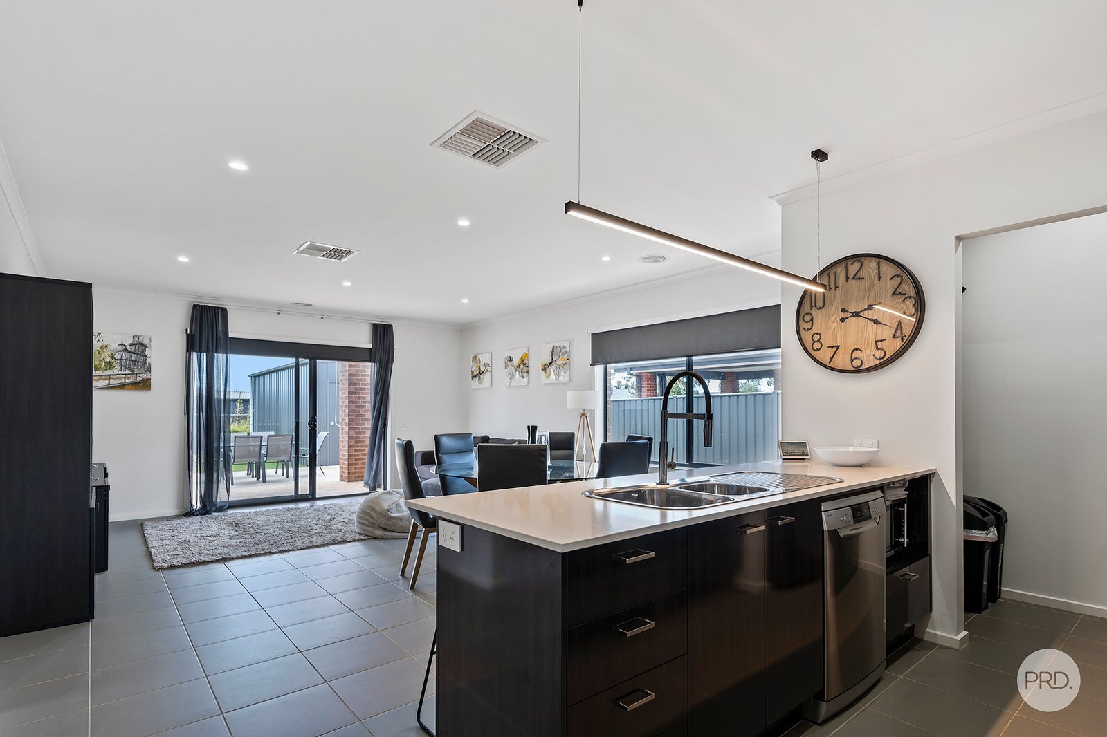 8 Buxton Street JACKASS FLAT 5