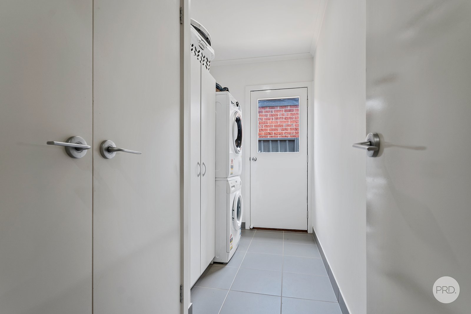 8 Buxton Street JACKASS FLAT 13