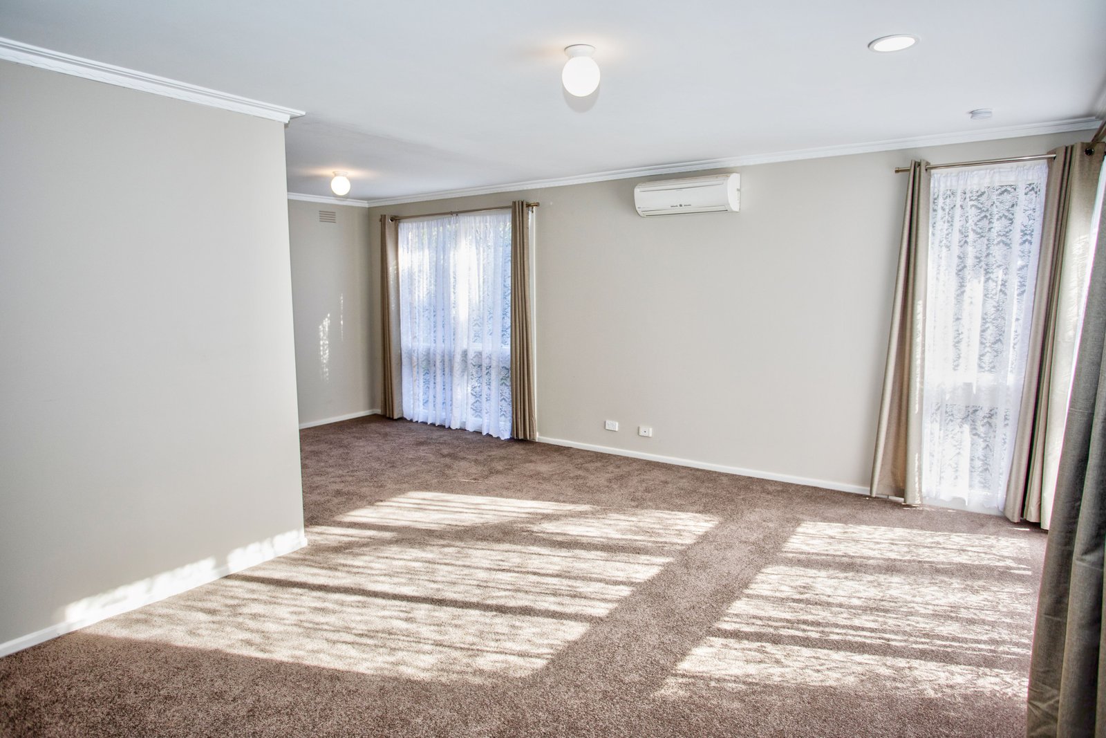 Gallery: 8 Byambee Court