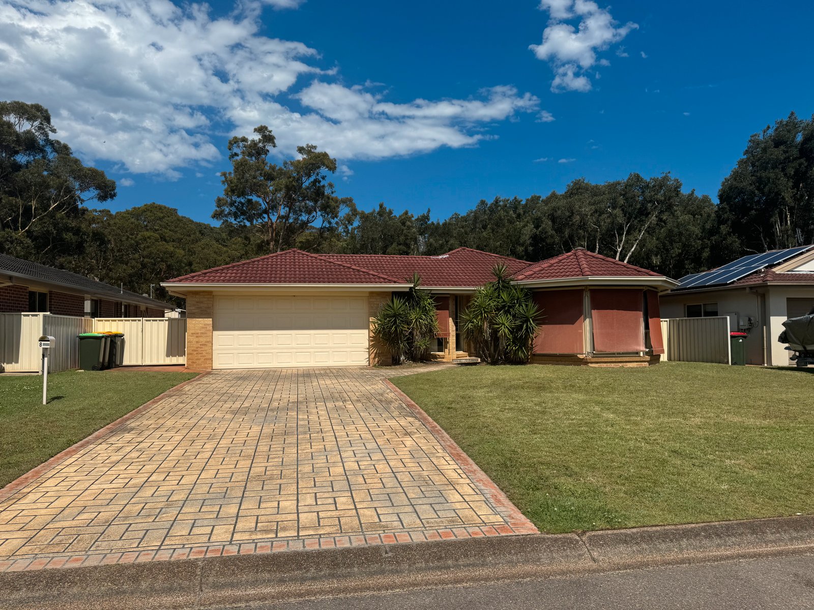 8 Cabin Close SALAMANDER BAY 1