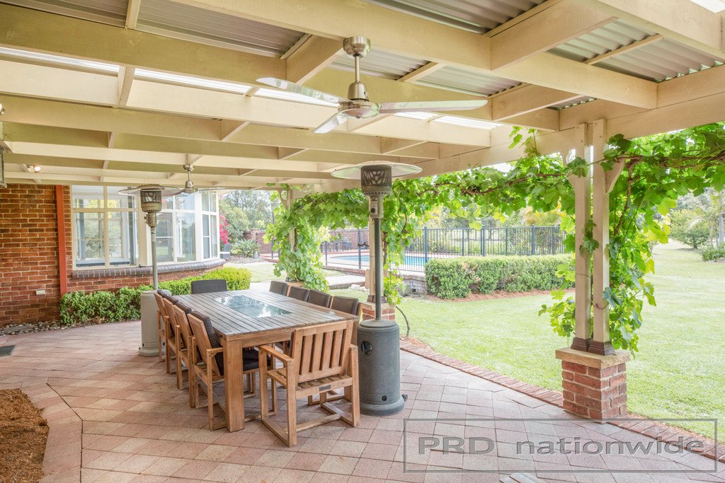 8 Cahill Close BLACK HILL 21