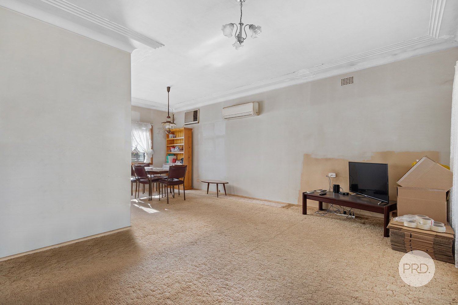 8 Caledonia Crescent PEAKHURST 2