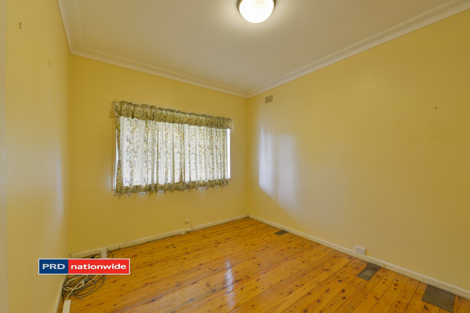 8 Cambridge Street TAMWORTH 15