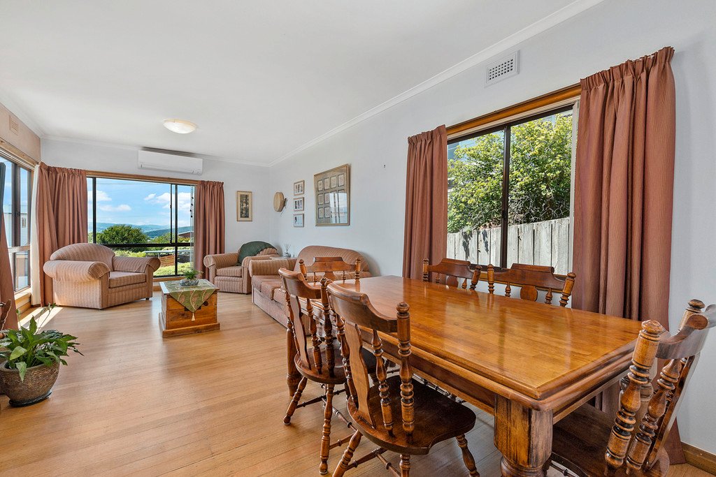 8 Camden Crescent MOONAH 7