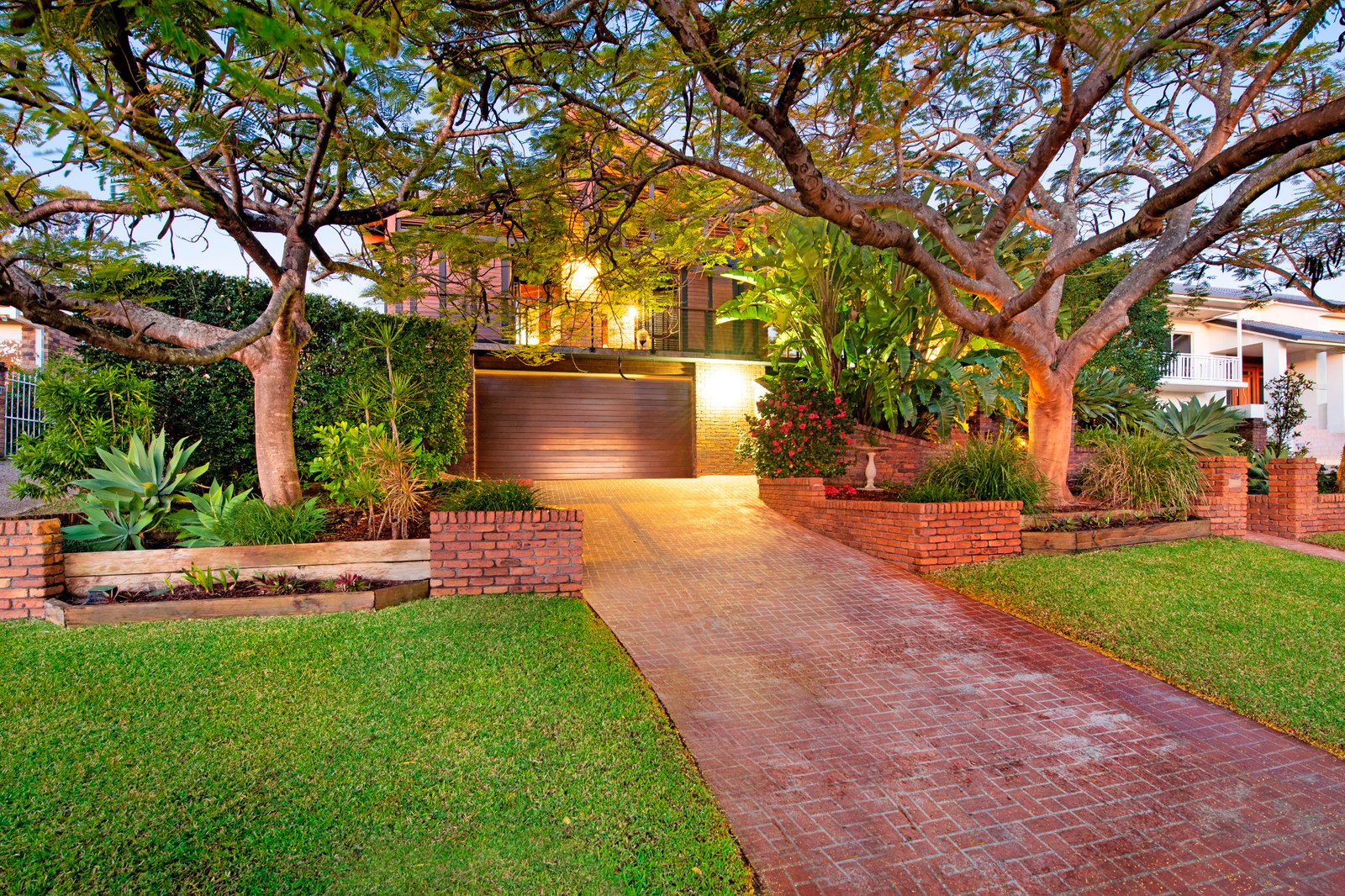 8 Cameron Court ASHMORE 2