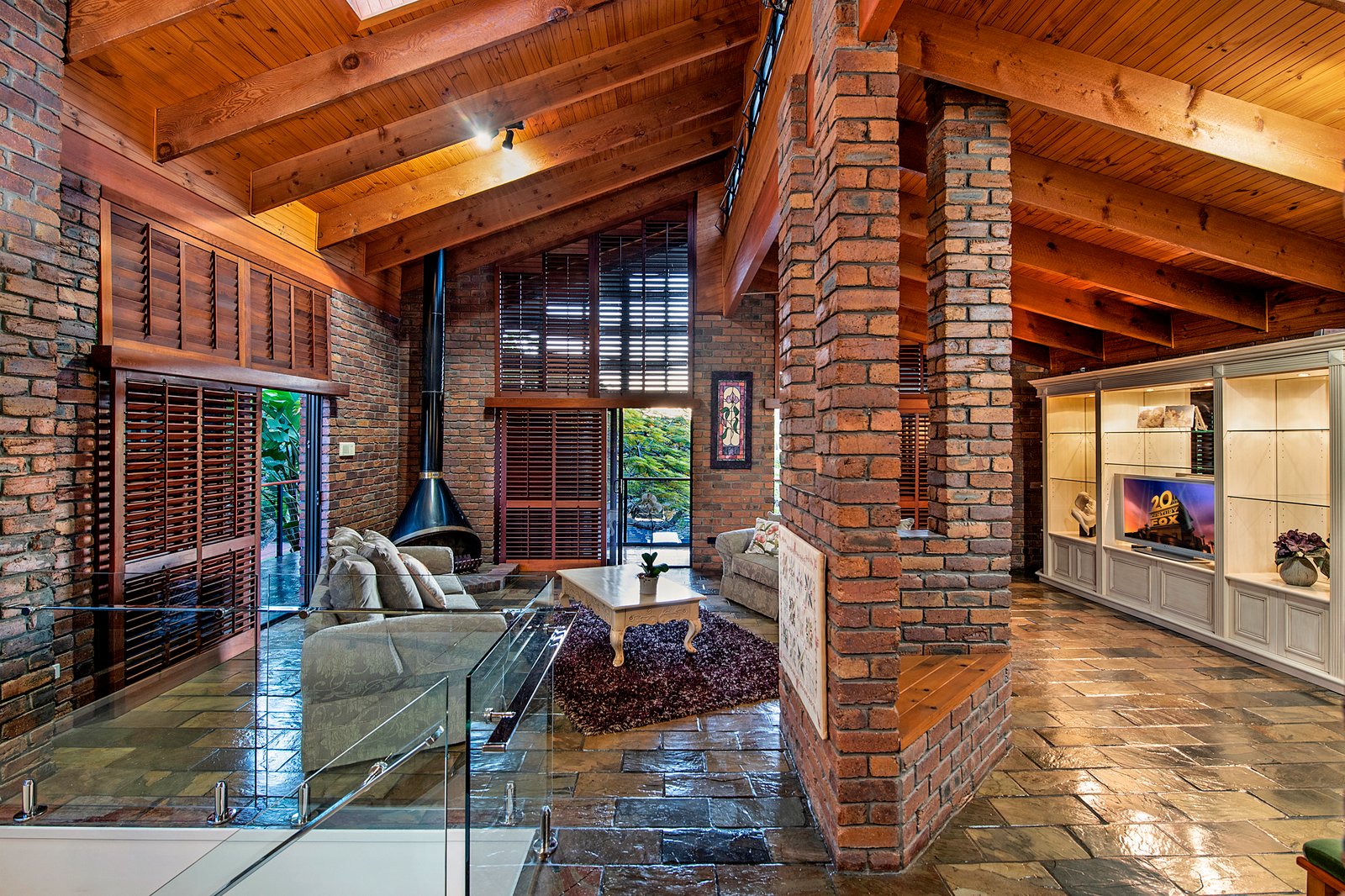 8 Cameron Court ASHMORE 4