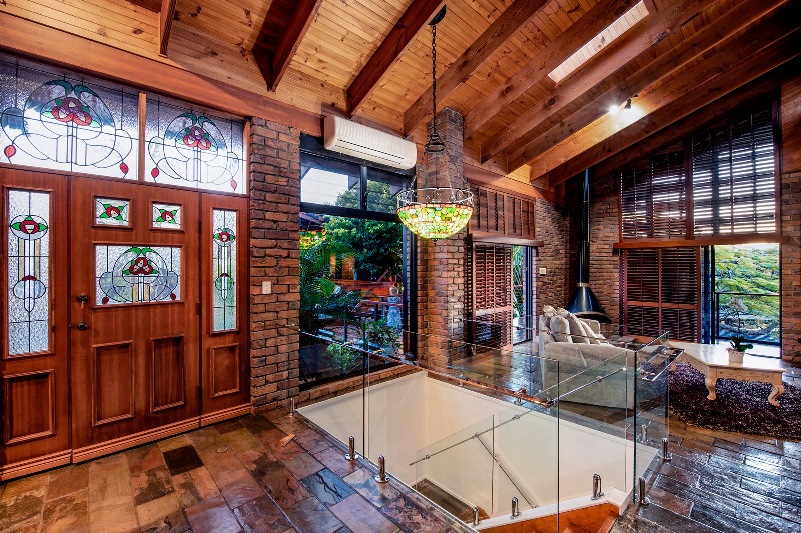 8 Cameron Court ASHMORE 3