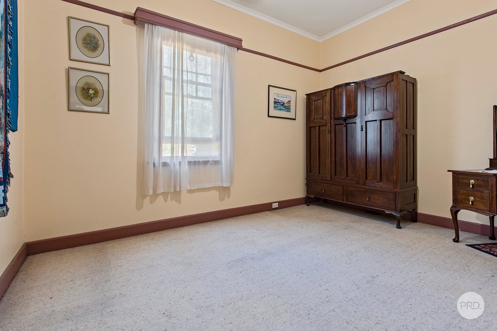 8 Camp Crescent CASTLEMAINE 11