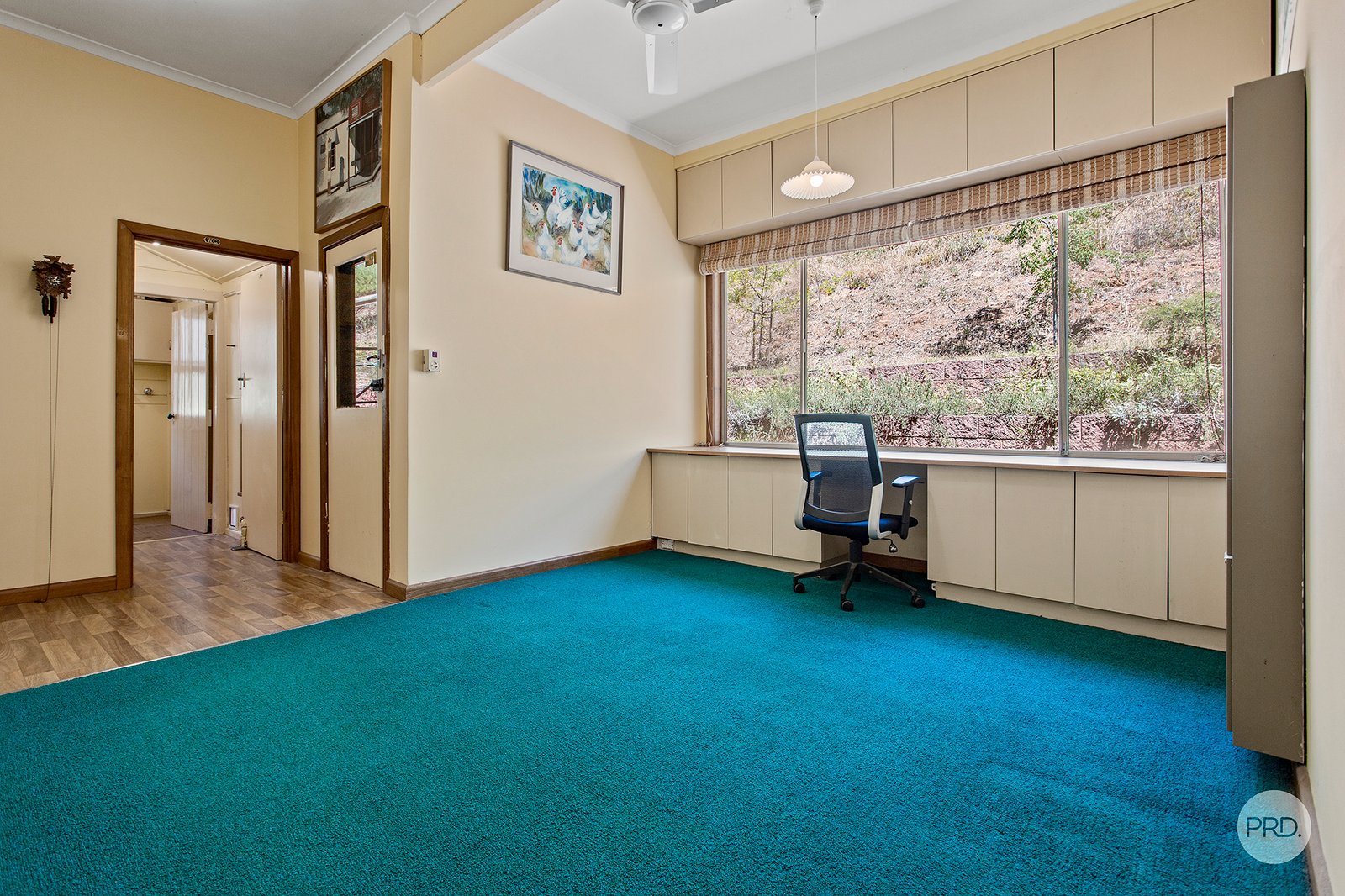 8 Camp Crescent CASTLEMAINE 13